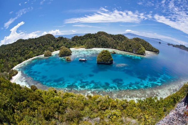Raja Ampat, Indonesia – Paradise at the Edge of the World